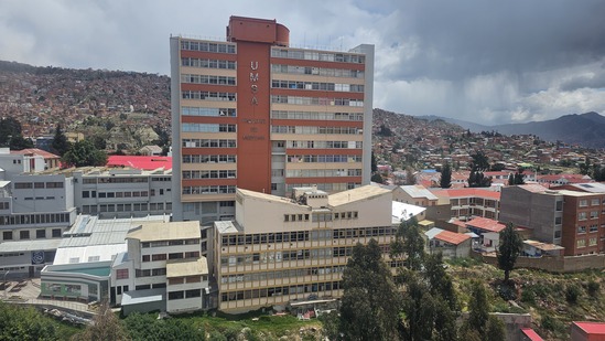 Edificio Facultad de Medicina UMSA