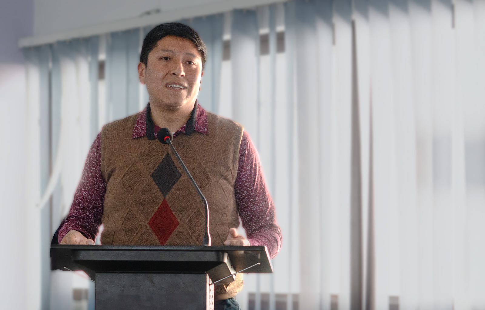 Presentación a cargo de Ing. Jose Luis Calle Peralta, Gestor del Diplomado